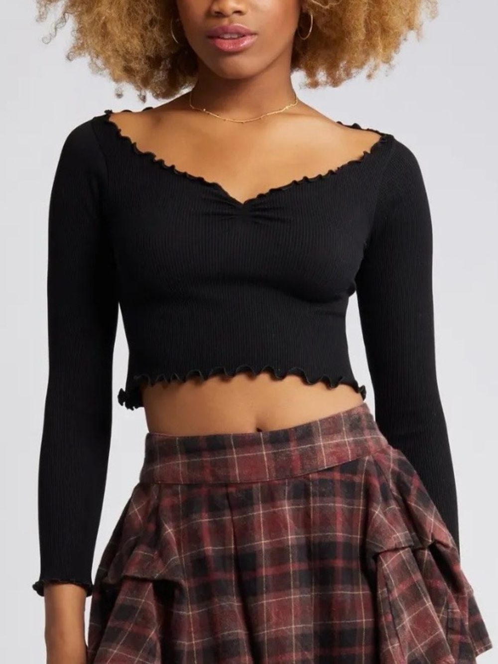 Urban outfitters v-neck black crop top